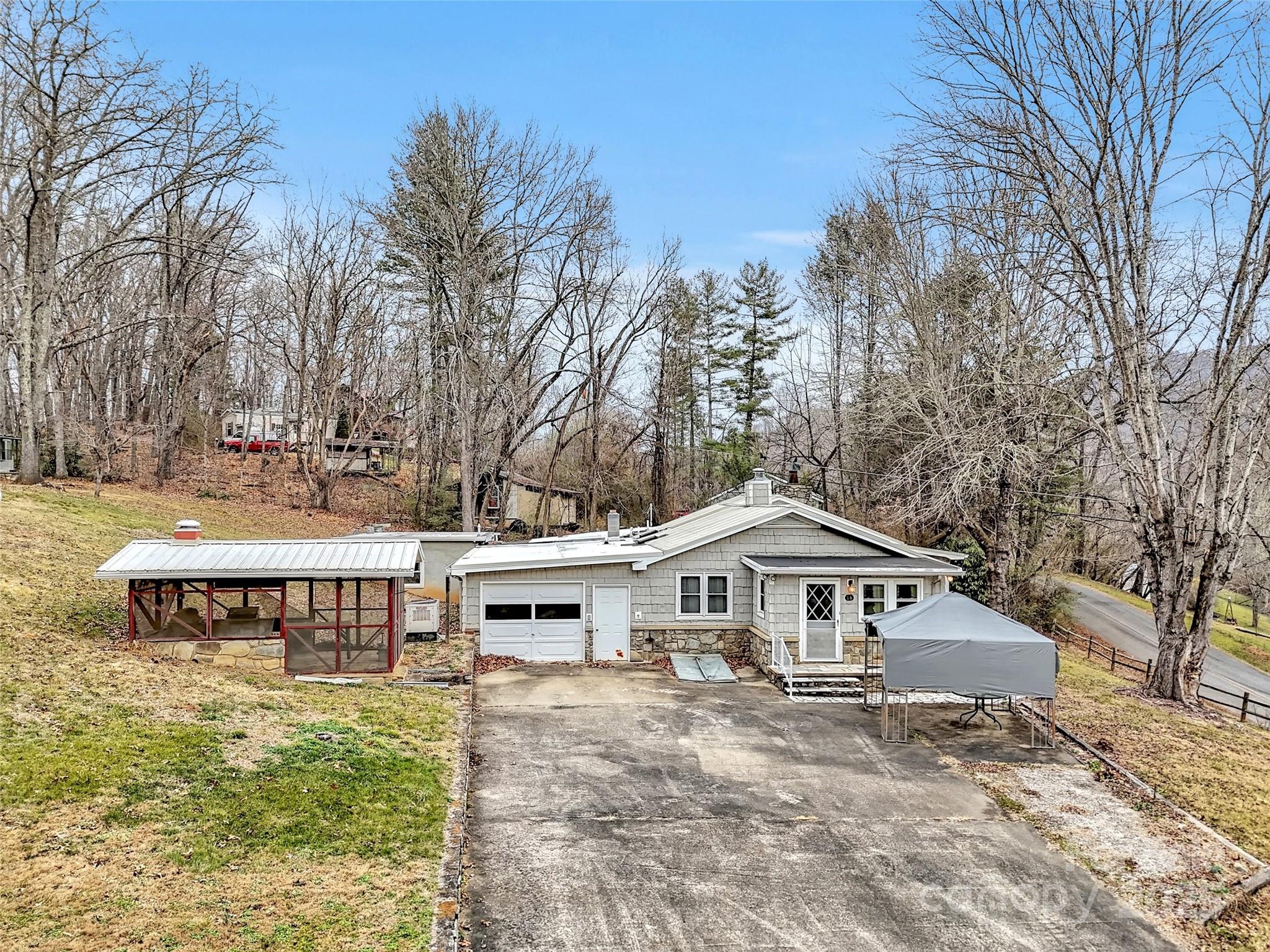 18 & 44 Sierra Point Waynesville NC 28786