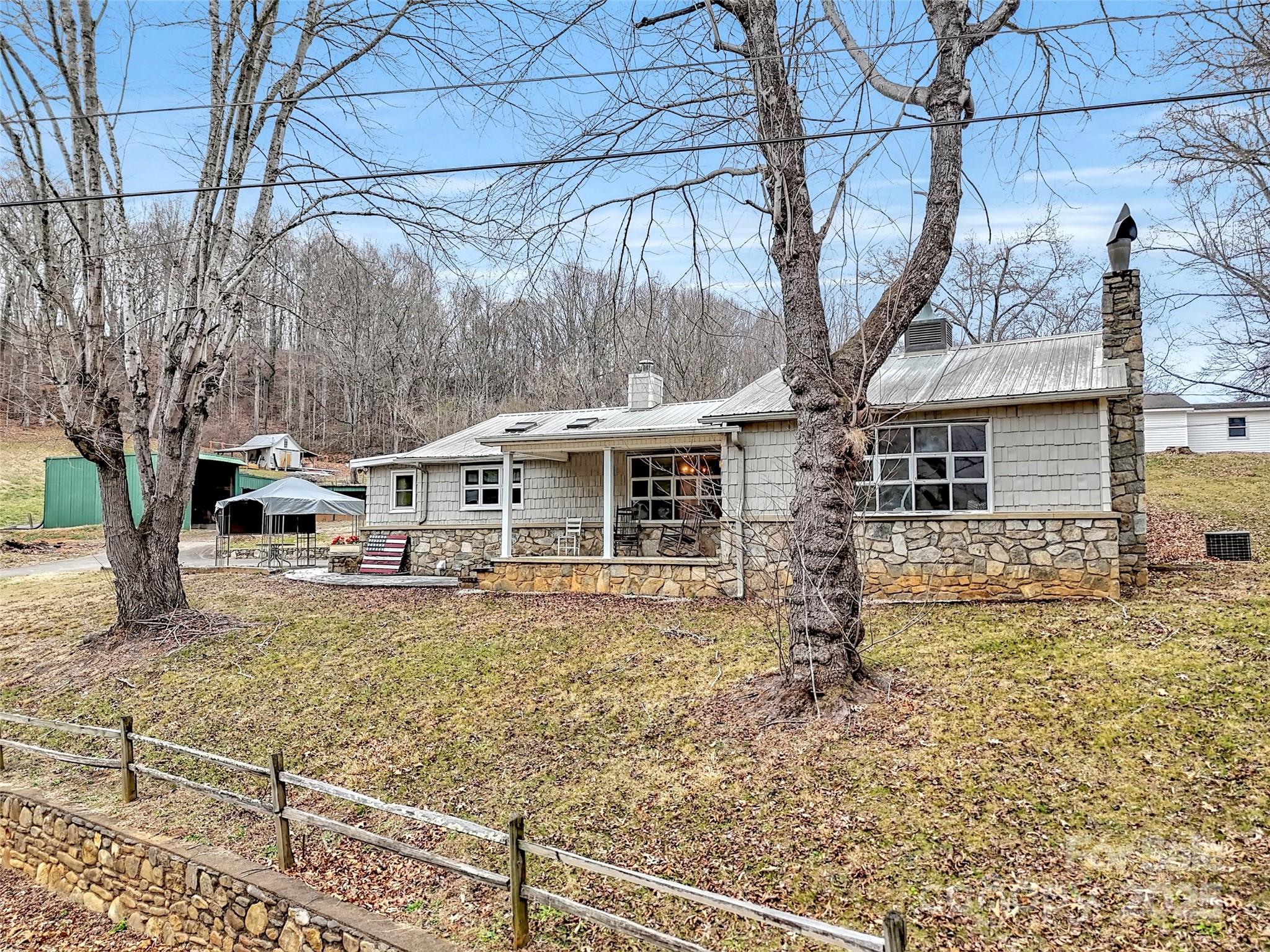 18 & 44 Sierra Point Waynesville NC 28786