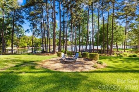 4292 Silver Eagle Court Denver NC 28037