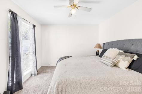 7407 Mystic Lane Charlotte NC 28227