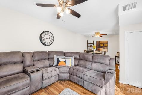 7407 Mystic Lane Charlotte NC 28227