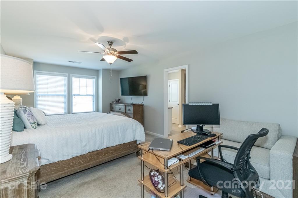 7049 Harris Bay Road Charlotte NC 28269