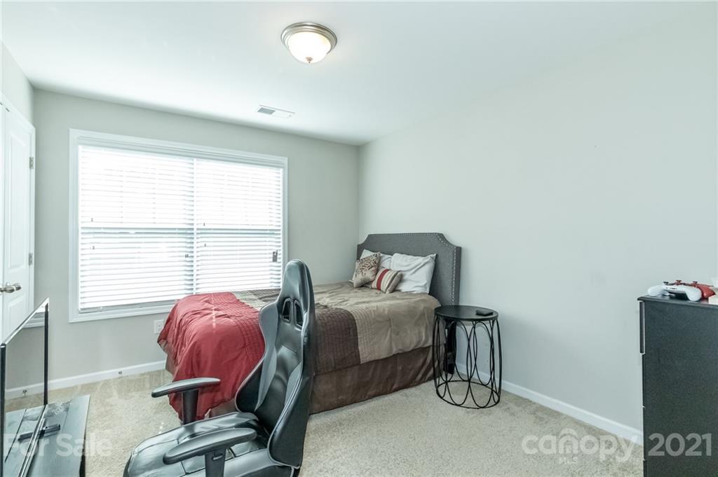 7049 Harris Bay Road Charlotte NC 28269