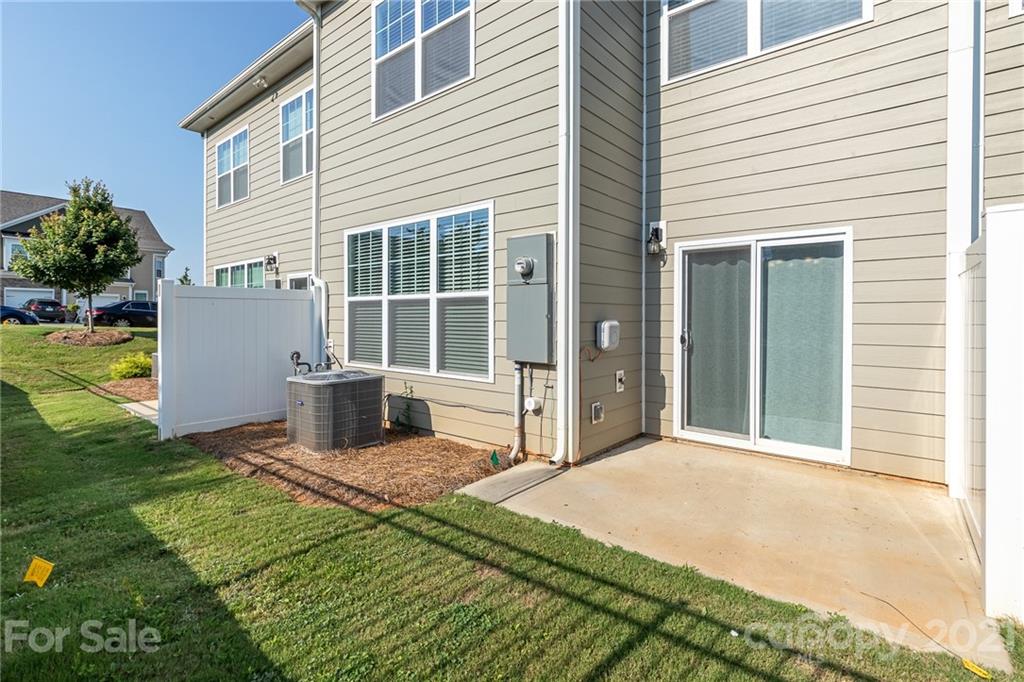 7049 Harris Bay Road Charlotte NC 28269