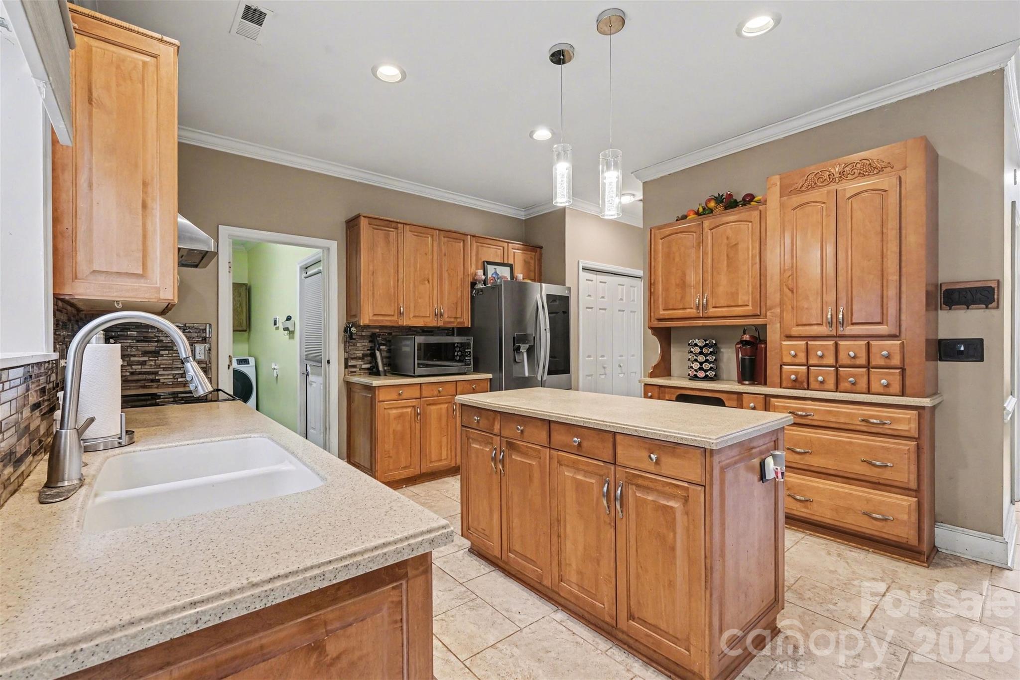 5010 Ardenwoods Drive Charlotte NC 28215