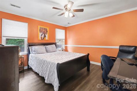 5010 Ardenwoods Drive Charlotte NC 28215