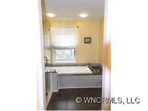 561 Old Toll Road Asheville NC 28804