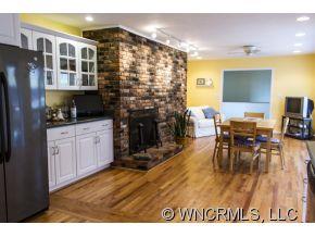 561 Old Toll Road Asheville NC 28804