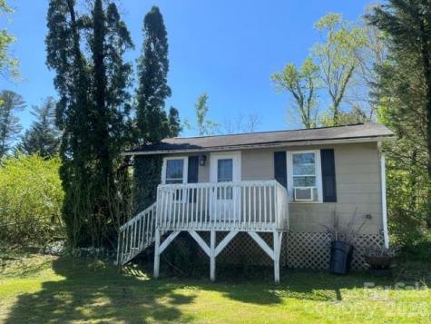 1610 Willow Road Hendersonville NC 28739