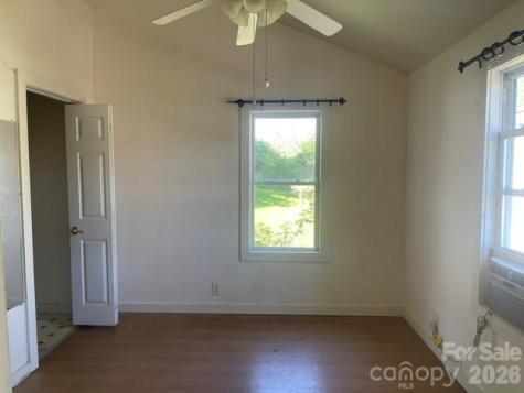1610 Willow Road Hendersonville NC 28739