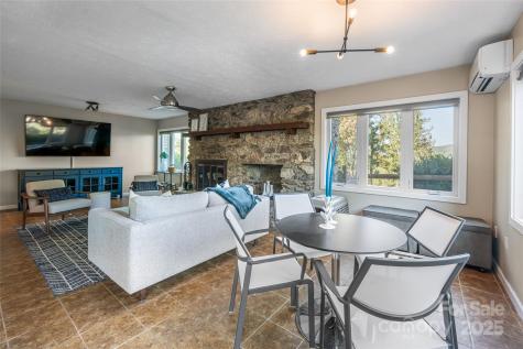 79 Horizon Hill Road Asheville NC 28804