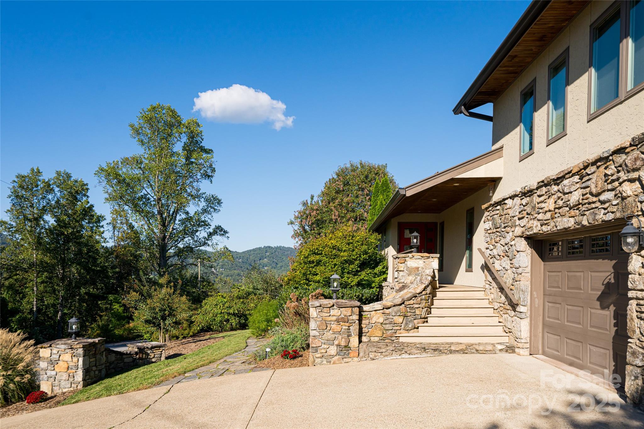 79 Horizon Hill Road Asheville NC 28804