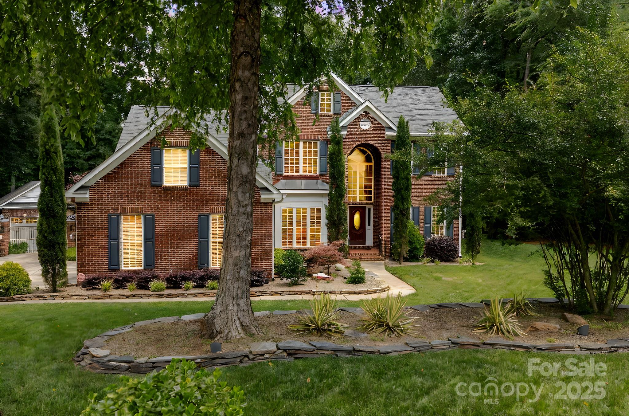 2031 Brook View Court Matthews NC 28104