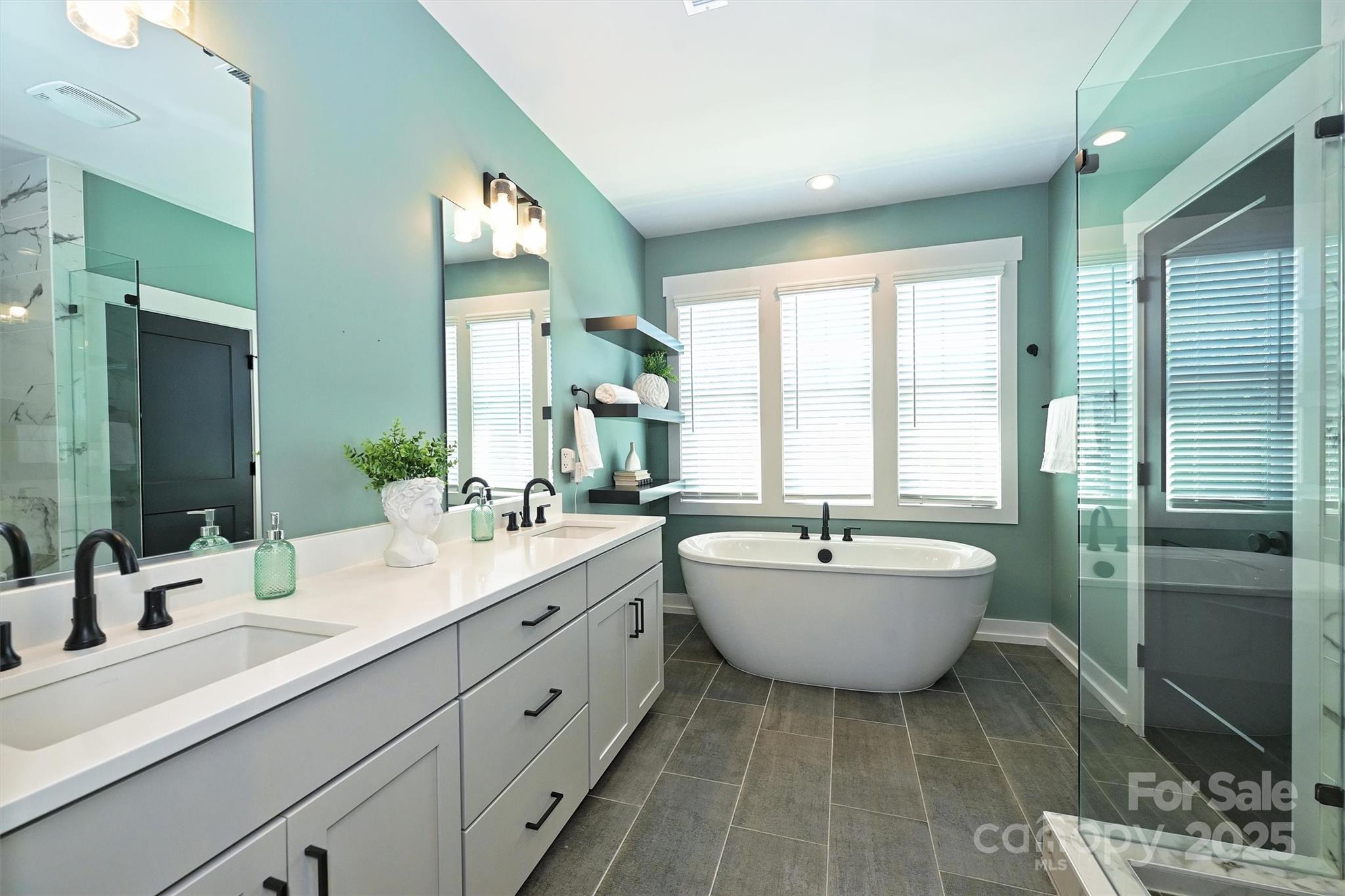 2604 Palm Avenue Charlotte NC 28205
