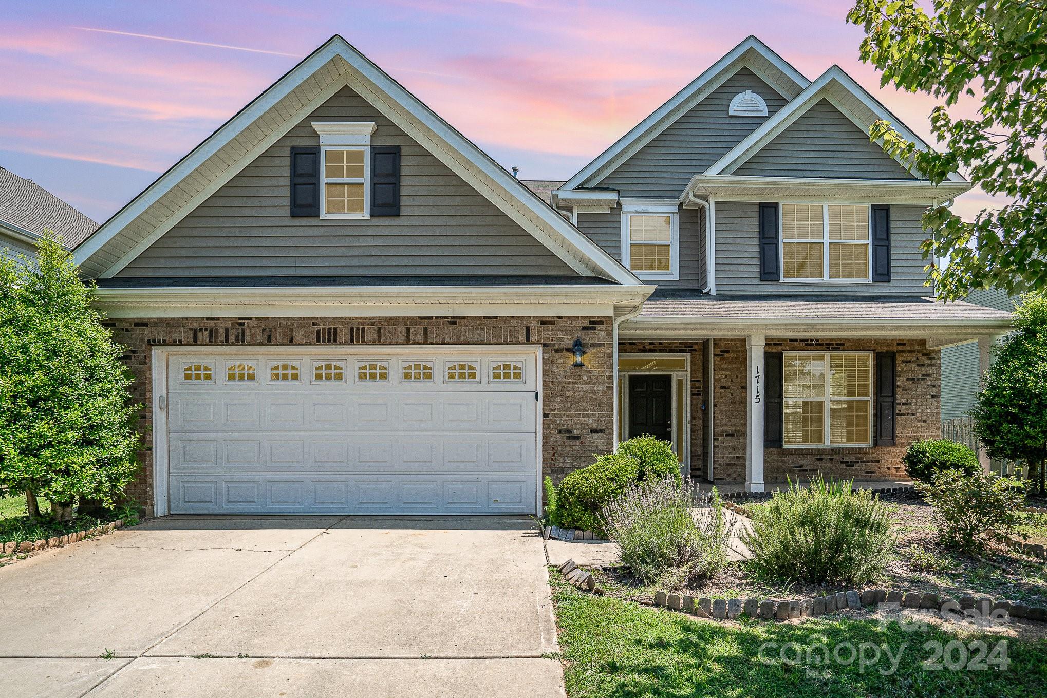 1715 Hoosac Drive Waxhaw NC 28173