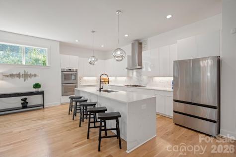 3008 Holt Street Charlotte NC 28205