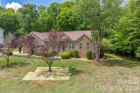 1919 Ashmere Drive Iron Station NC 28080