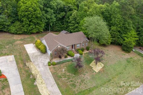 1919 Ashmere Drive Iron Station NC 28080