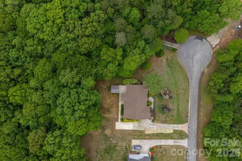 1919 Ashmere Drive Iron Station NC 28080