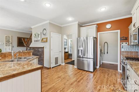 631 Sedona Drive Nebo NC 28761
