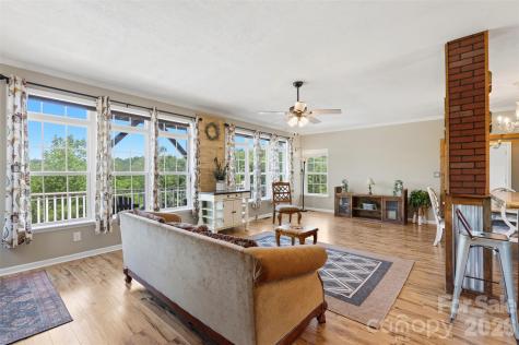 631 Sedona Drive Nebo NC 28761