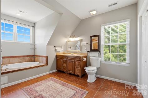 631 Sedona Drive Nebo NC 28761