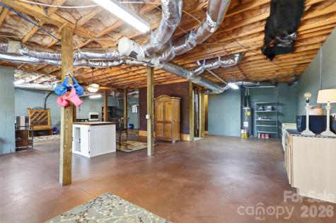 631 Sedona Drive Nebo NC 28761