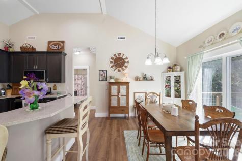 143 Beechnut Drive Hendersonville NC 28739