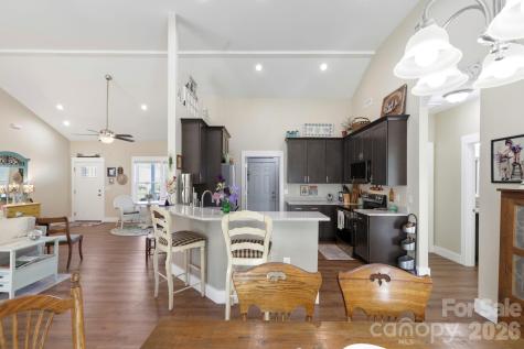 143 Beechnut Drive Hendersonville NC 28739