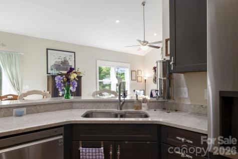 143 Beechnut Drive Hendersonville NC 28739