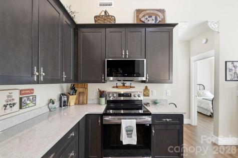 143 Beechnut Drive Hendersonville NC 28739