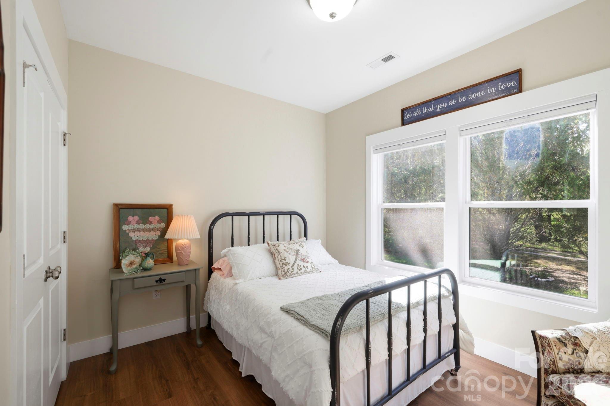 143 Beechnut Drive Hendersonville NC 28739