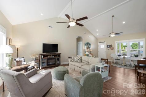143 Beechnut Drive Hendersonville NC 28739