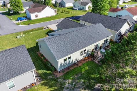 143 Beechnut Drive Hendersonville NC 28739