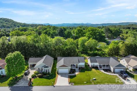 143 Beechnut Drive Hendersonville NC 28739