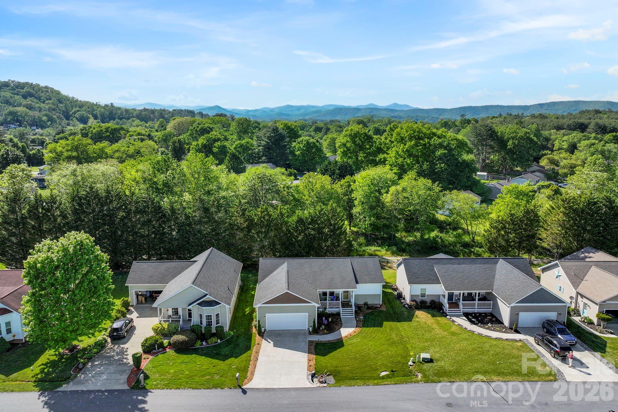 143 Beechnut Drive Hendersonville NC 28739