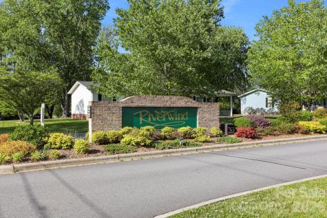 143 Beechnut Drive Hendersonville NC 28739