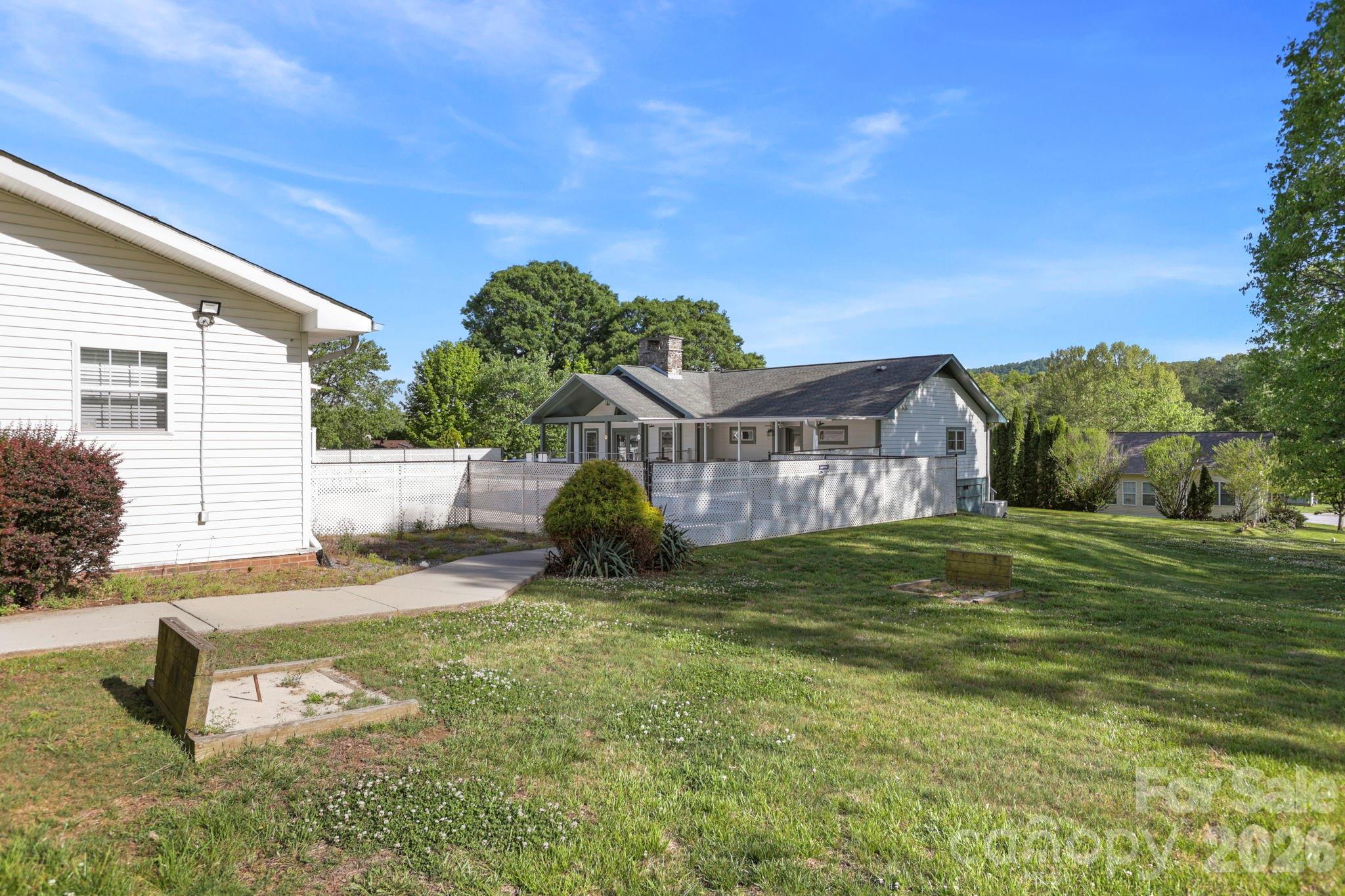 143 Beechnut Drive Hendersonville NC 28739