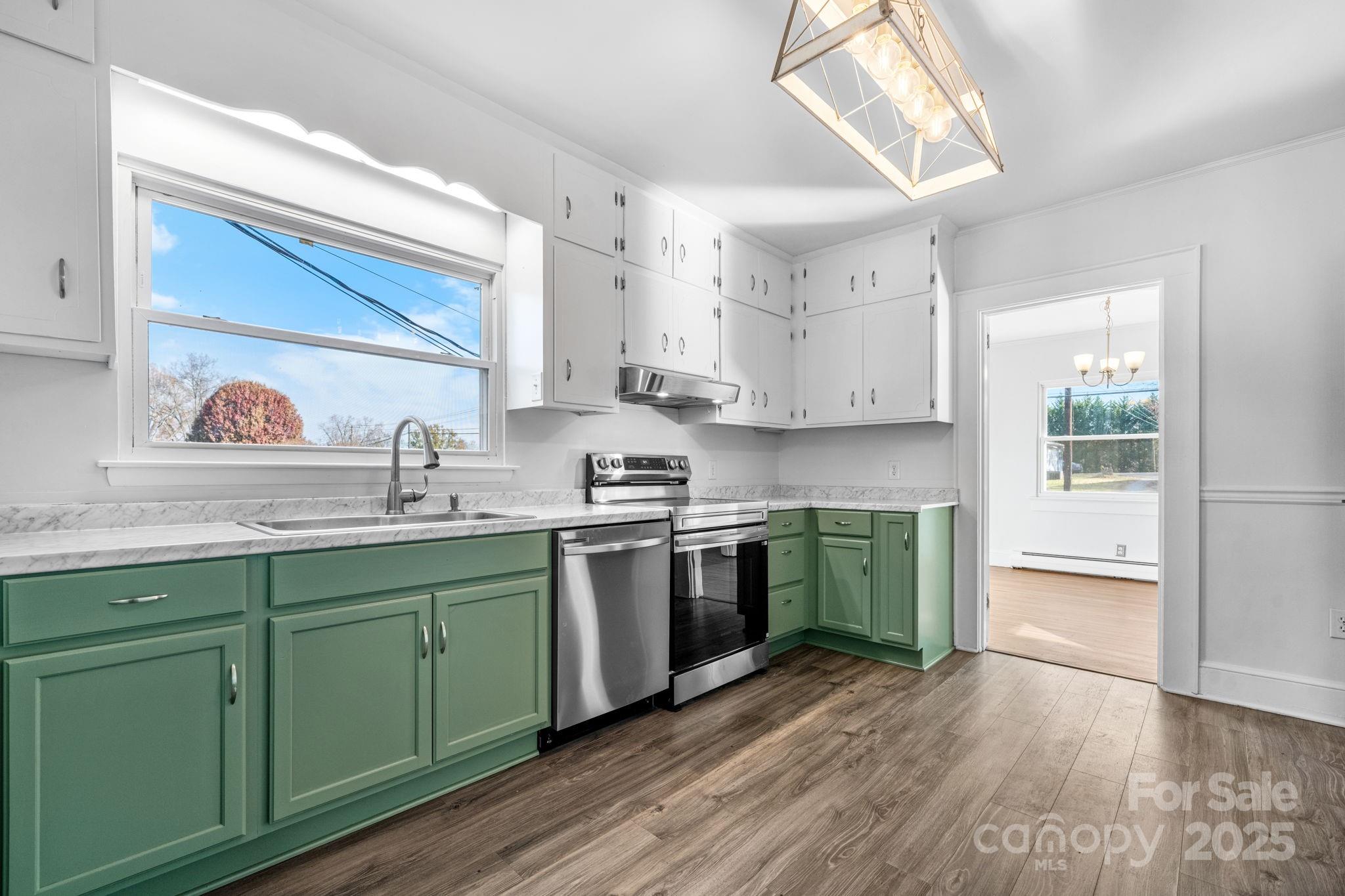313 17th Street NW Hickory NC 28601