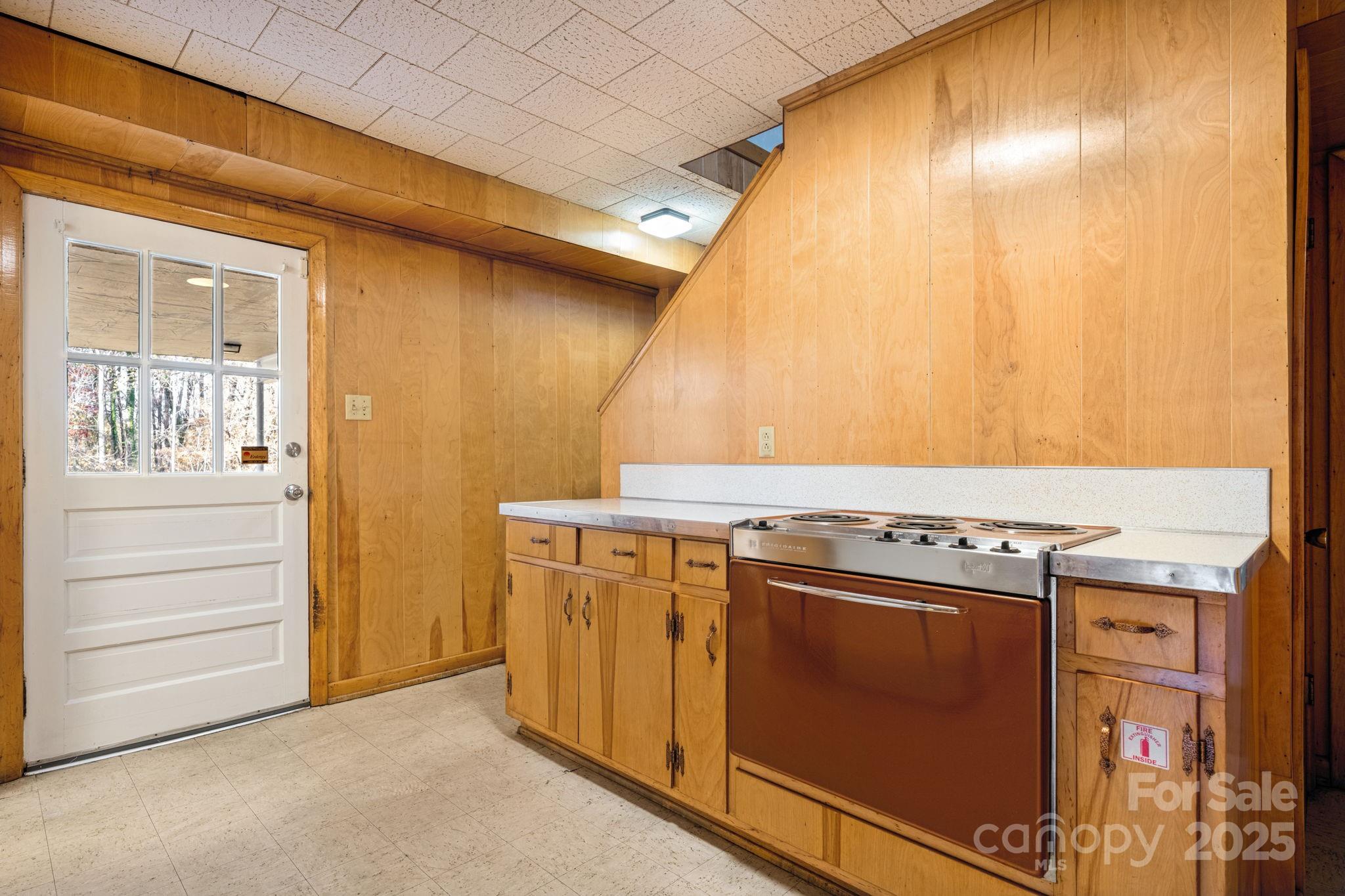313 17th Street NW Hickory NC 28601