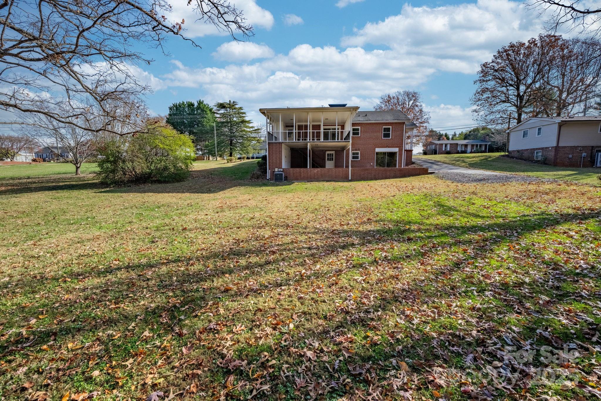 313 17th Street NW Hickory NC 28601