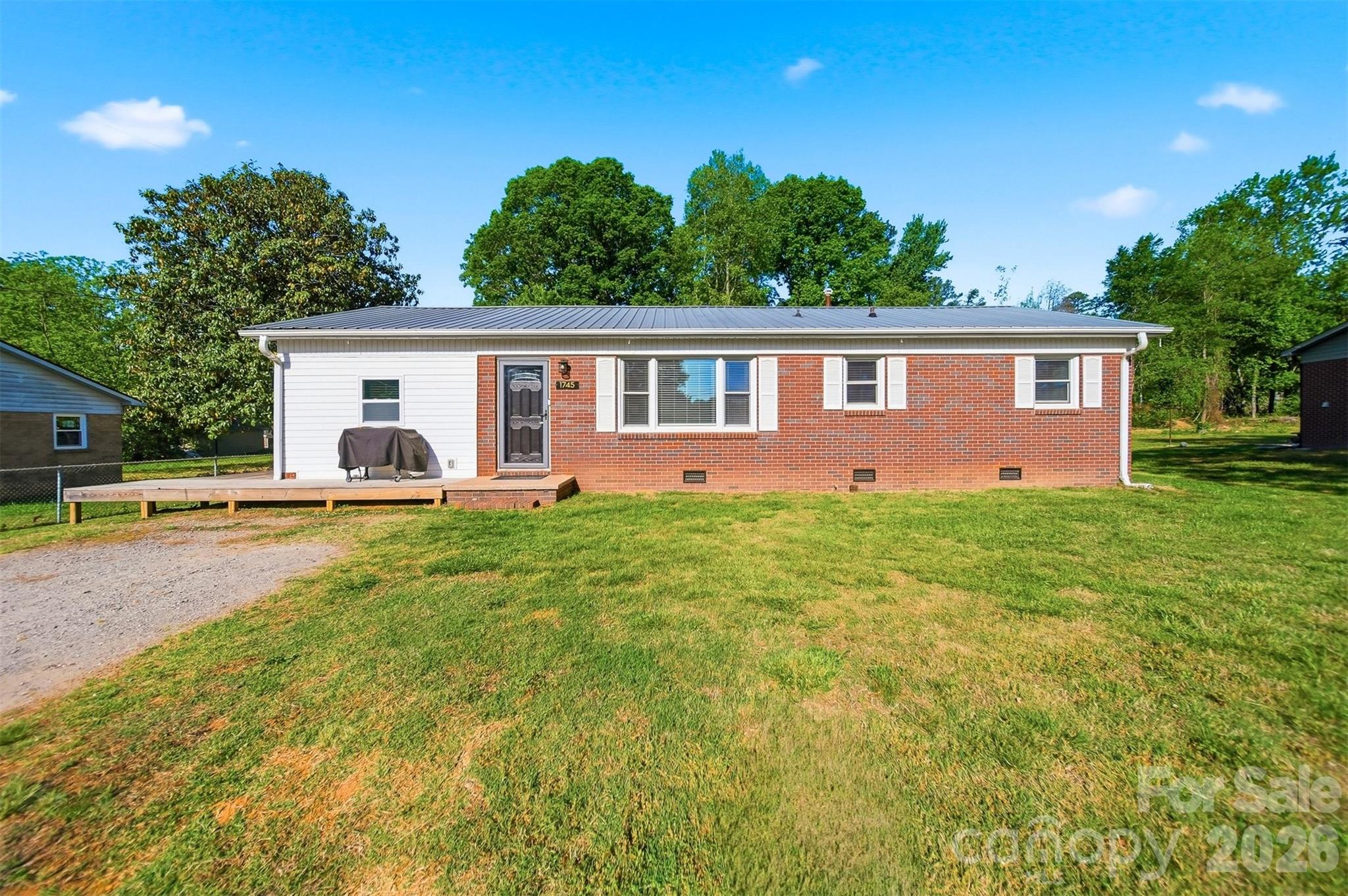 1745 26th Street NE Hickory NC 28601