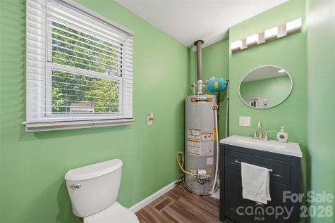 1745 26th Street NE Hickory NC 28601