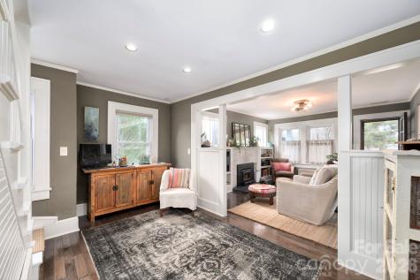 21 Craig Circle Asheville NC 28805
