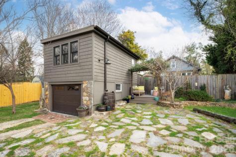 21 Craig Circle Asheville NC 28805