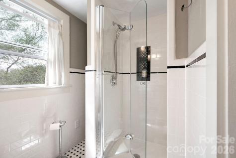 21 Craig Circle Asheville NC 28805