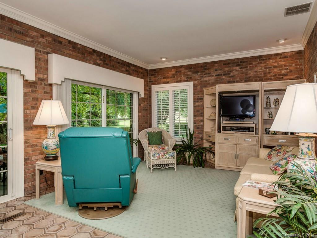 5800 Masters Court Charlotte NC 28226