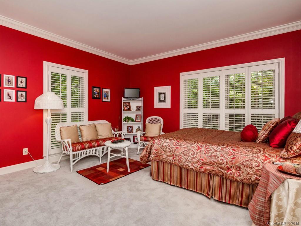 5800 Masters Court Charlotte NC 28226