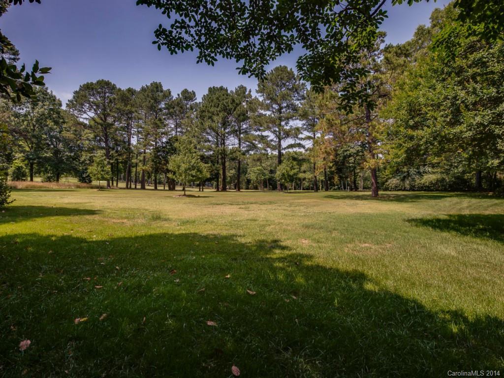 5800 Masters Court Charlotte NC 28226