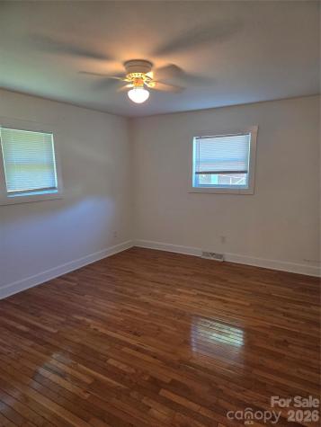 42 East Boulevard Burnsville NC 28714